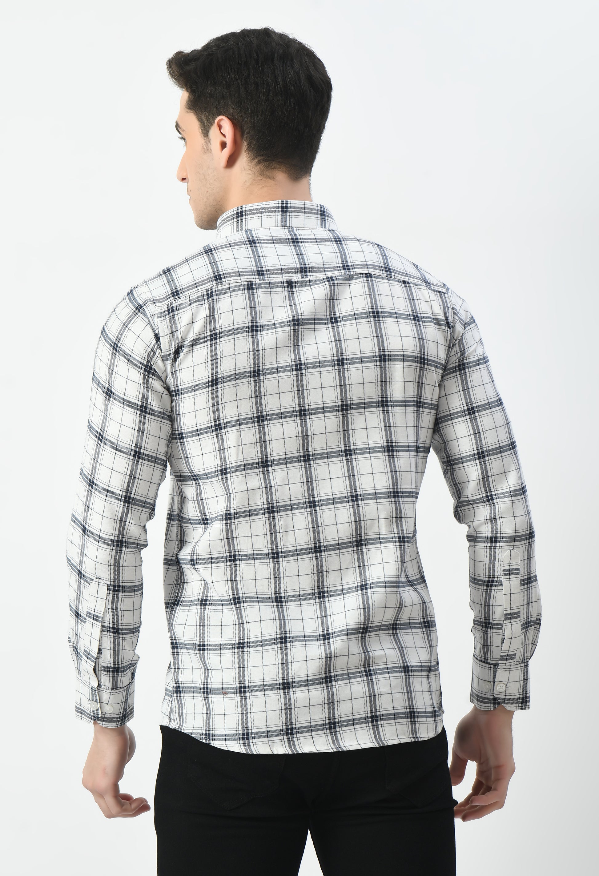 Aurum Luxe Men’s 100% Cotton Formal Shirt – White & Black Checkered