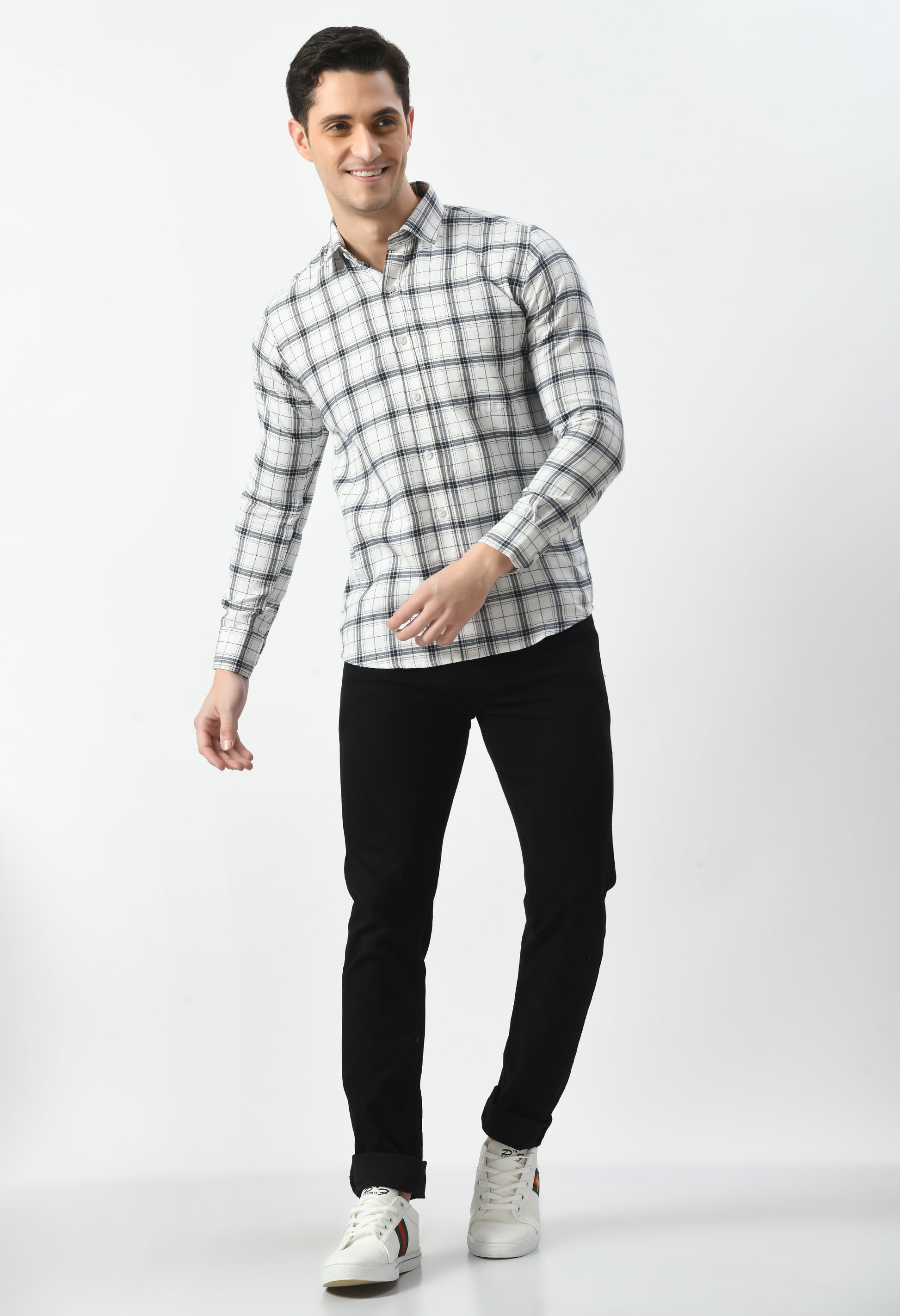 Aurum Luxe Men’s 100% Cotton Formal Shirt – White & Black Checkered